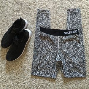 Nike Pro Animal Prink Leggings