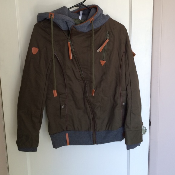 Jacket - Picture 1 of 4