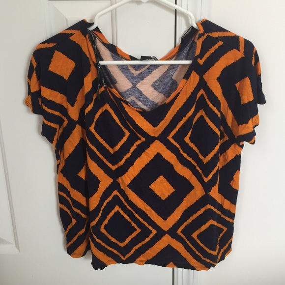 F21 medium orange print top - Picture 1 of 3
