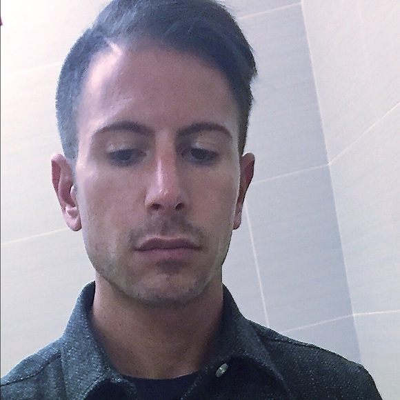 Meet your Posher, Eric