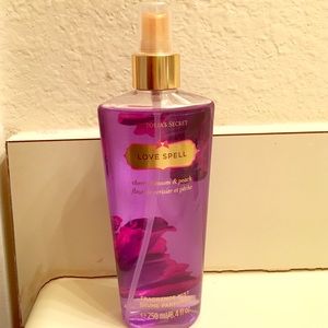 Victoria's Secret Love Spell Body Spray