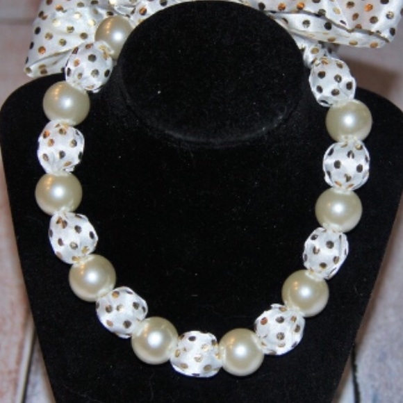 One Gold Sequin Set - Picture 2 of 3