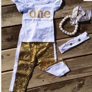 One Gold Sequin Set