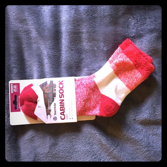 Yaktrax aloe infused Cabin socks