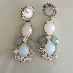 Bar III Earrings with sparkle details
