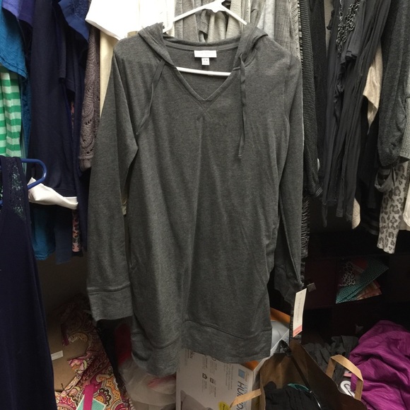 Liz Lange Maternity Grey Hoodie Sweatshirt