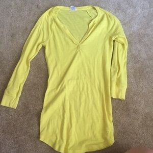 PINK Victoria's Secret quarter sleeve top