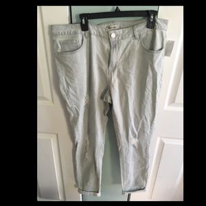 Plus size skinny boyfriend Jeans