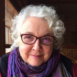 Meet your Posher, Lucy