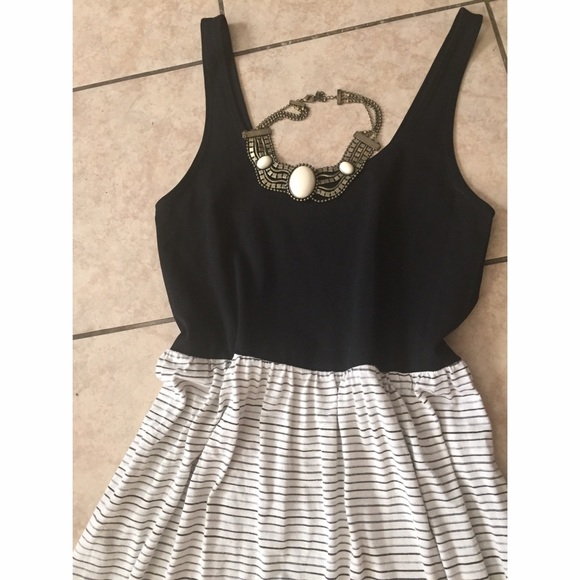 Lou & Grey by LOFT striped maxi dress