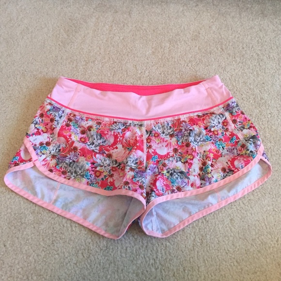 LuluLemon Speed Short