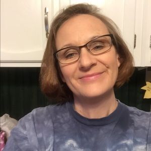 Meet your Posher, Debbie