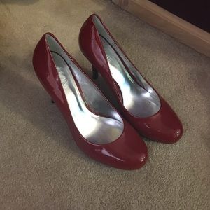 Jessica Simpson heels