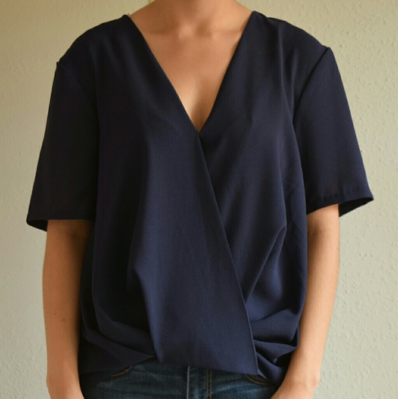 🚫SOLD Forever21 Wrap front blouse - Picture 2 of 4