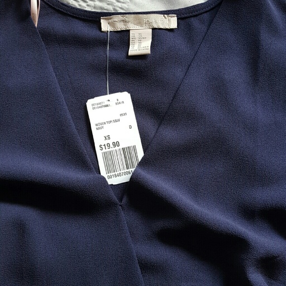 🚫SOLD Forever21 Wrap front blouse - Picture 3 of 4