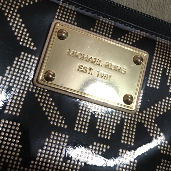 Michael Kors wallet