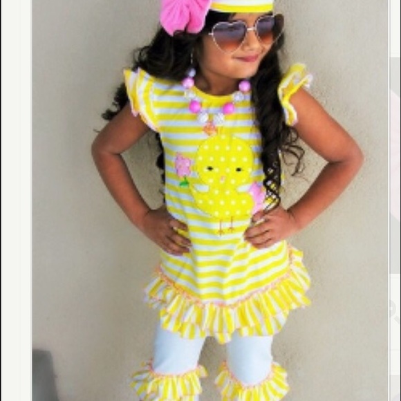 Yellow Chick Capri Set