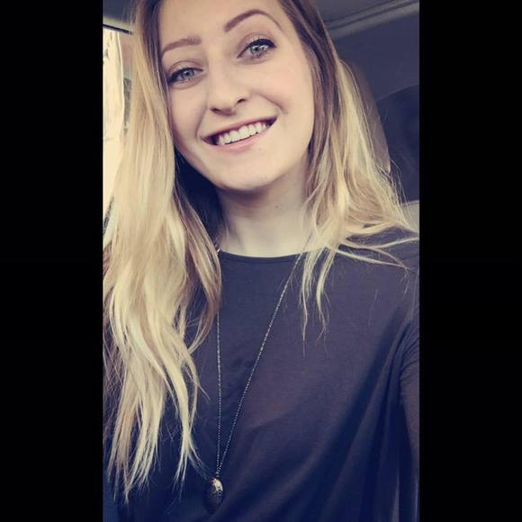 Meet your Posher, Kaitlyn