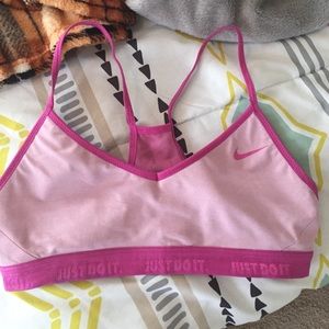 Nike Sports Bra. Indy Bra