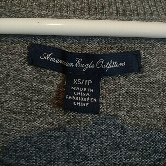 American Eagle Outfitters 3/4 sleeve shirt - Picture 2 of 2
