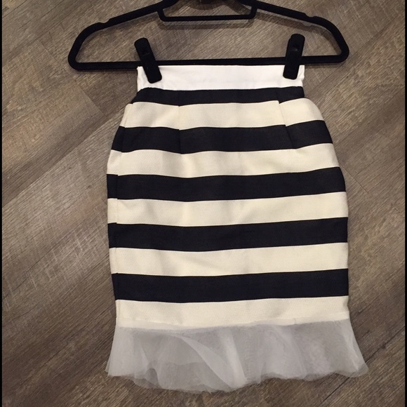 Striped pencil skirt with tule accent size small