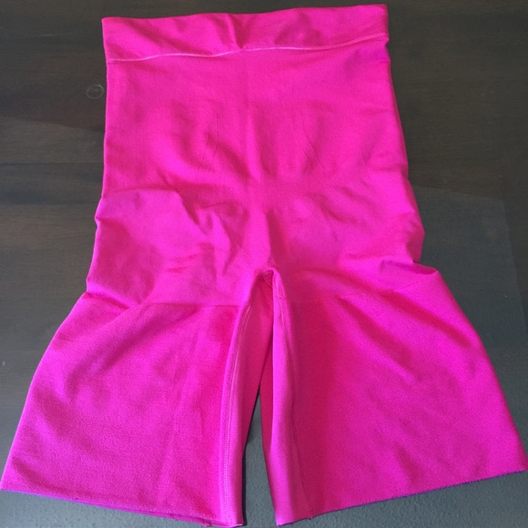 Victoria's Secret High Waist Tigh Shaper👗