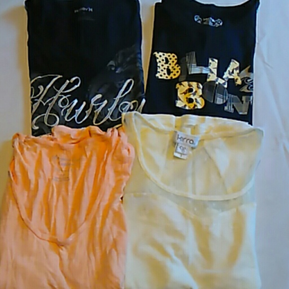 👕 Set of 4 Size Small Shirts!! - Picture 4 of 4