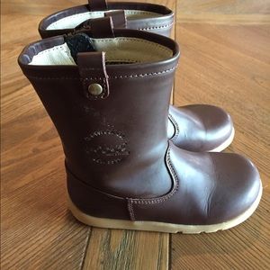 BoBuxz boots by New Zealand