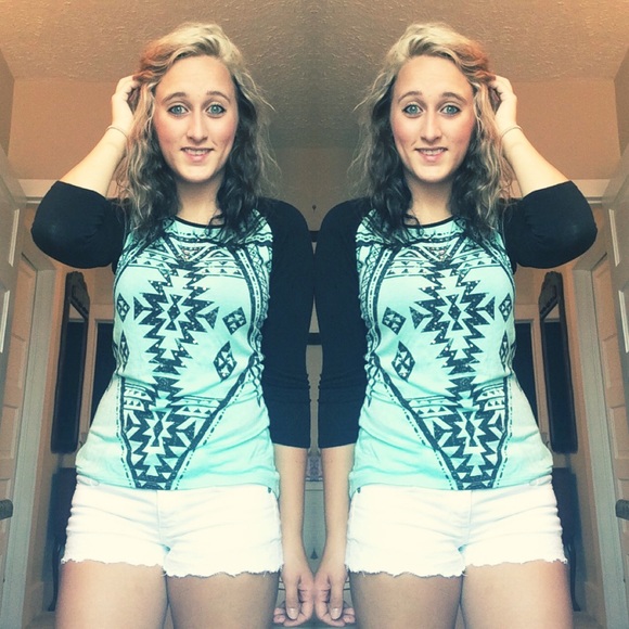 Meet your Posher, Michaela - Picture 1 of 1