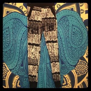 💫Funky Pattern Joggers💫