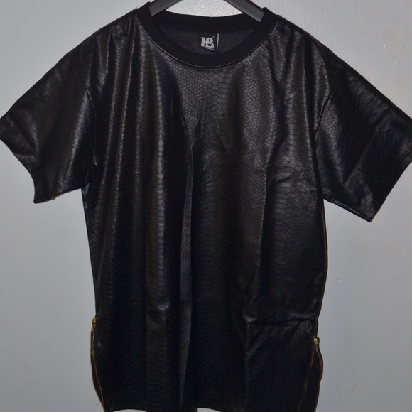 Faux snakeskin leather print oversized tee