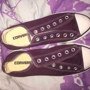 Brand new converse (purple)