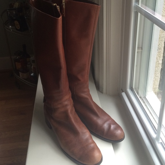Etienne Aigner riding boots