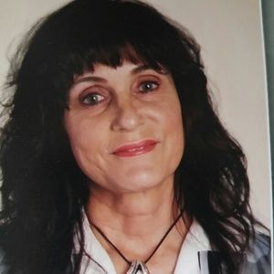 Meet your Posher, Logan