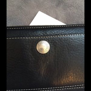 Accordion Zip around wallet