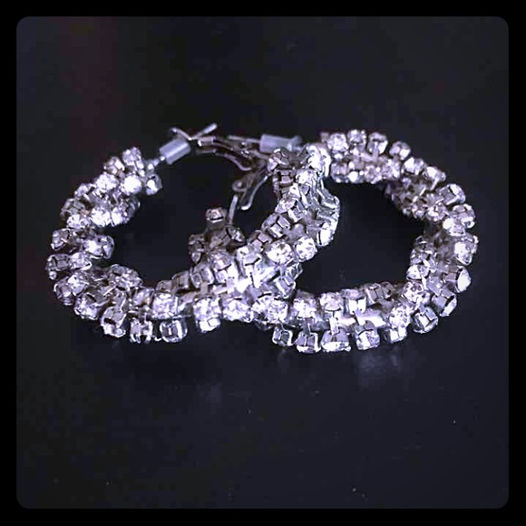 Diamond twist hoop earrings
