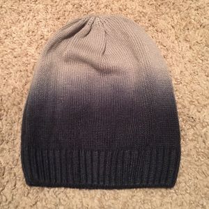 Women's ombré beanie