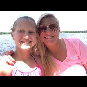 Meet your Posher, Angie