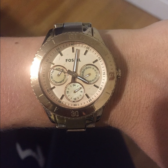 Rose Gold Fossil Boyfriend watch