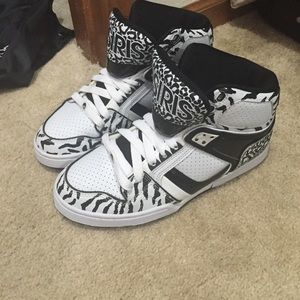Osiris shoes size 7.5