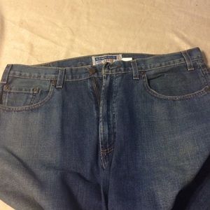 Men's Old Navy loose blue jeans