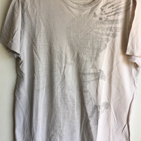 Faded Eagle print Tee - Picture 2 of 2