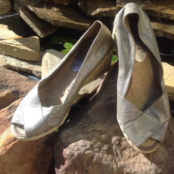 Ralph Lauren Shoes - Ralph Lauren Wedge 7.5 B