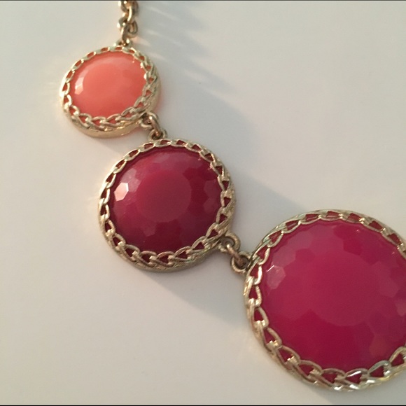 Statement necklace - Picture 2 of 2