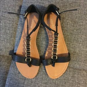 🆕Black F21 sandals