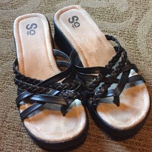 New Black Sandal