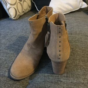 American Eagle Tan Booties