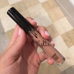 Kylie so cute lip gloss