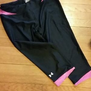 Under armour running crop medium