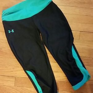 Under armour running crop medium
